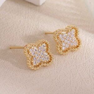 Luxury 18K Gold Rhinestone Earrings – High-End Designer Style Sparkle